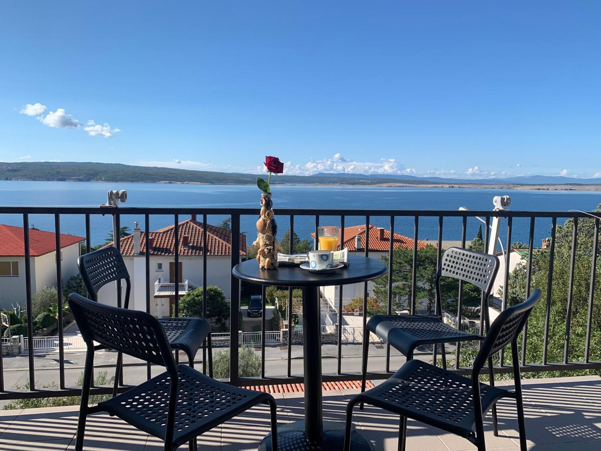 Apartments Julija Crikvenica Bilik gambar